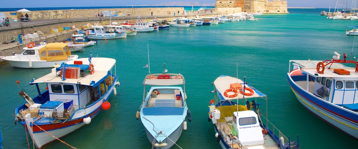 Forteresse d\'Héraklion montrant baie ou port