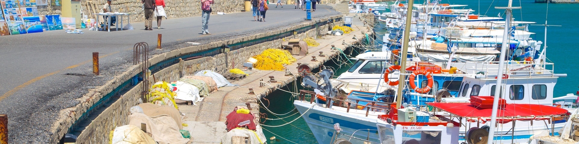 Festung Koules welches beinhaltet Bucht oder Hafen