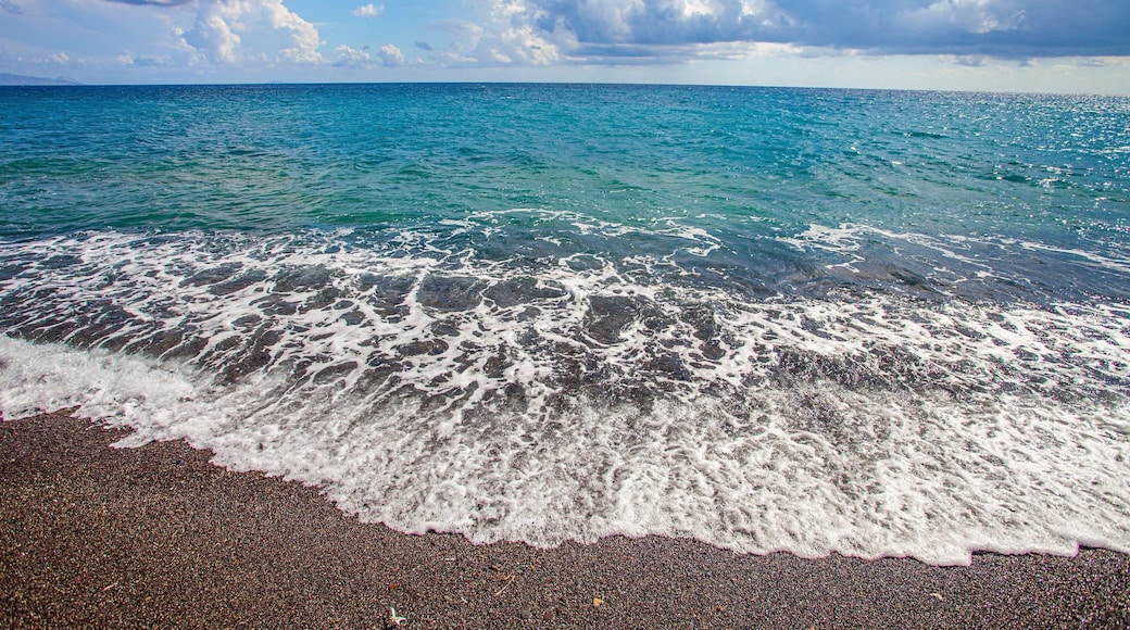 Santorini showing general coastal views