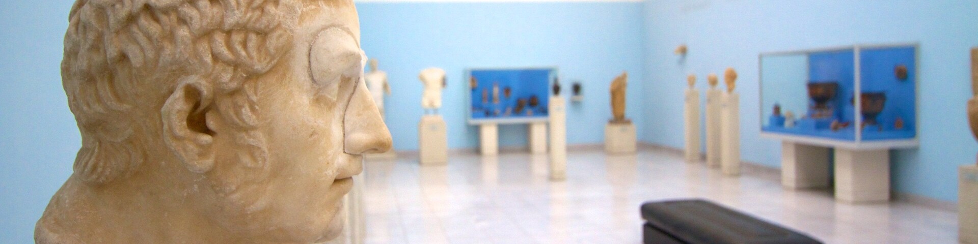 美術館 设有 內部景觀 和 藝術