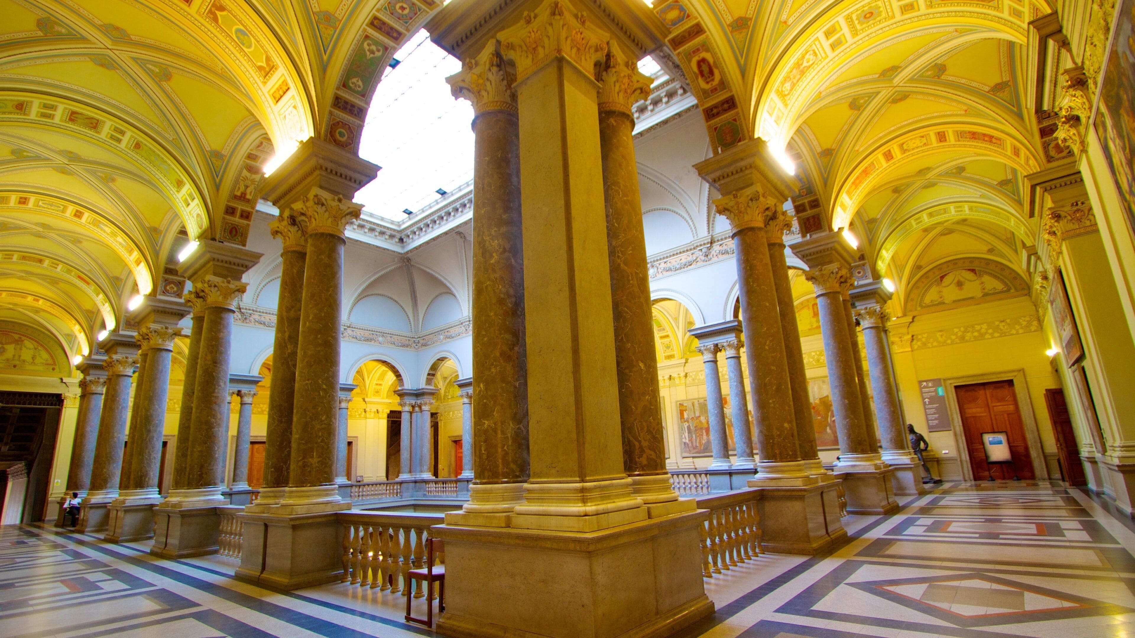 Museum of Fine Arts showing art, interior views and heritage architecture