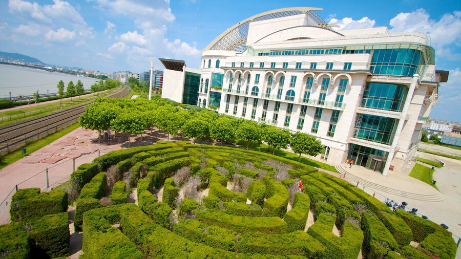 National Theater featuring theatre scenes and a garden