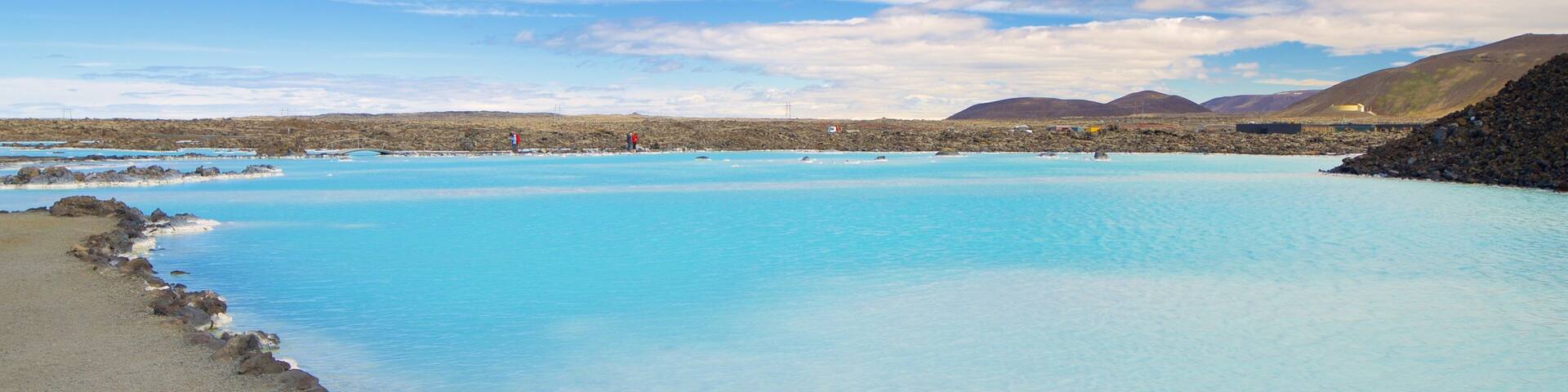 Blue Lagoon showing a hot spring