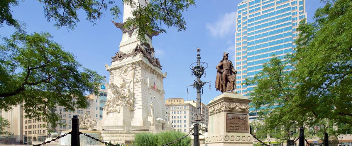 Soldiers and Sailors Monument featuring a garden, a monument and a city