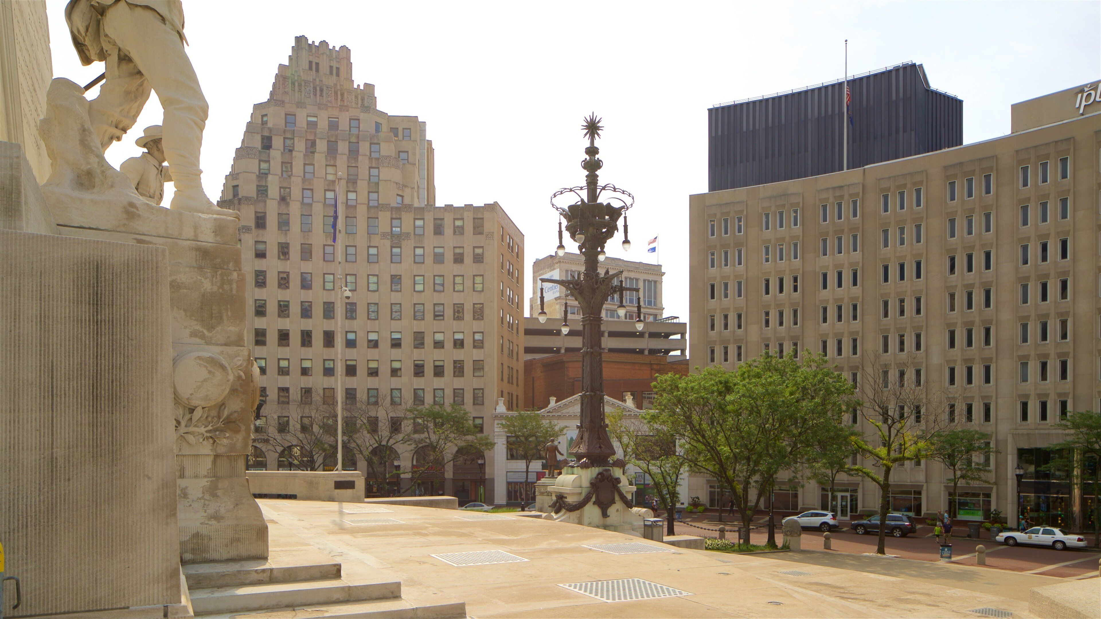 อนุสาวรีย์ Soldiers and Sailors