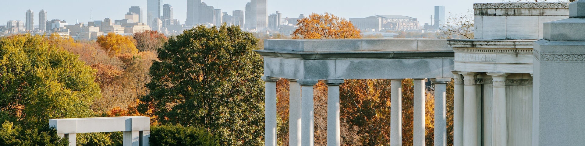 Crown Hill Cemetery featuring a cemetery