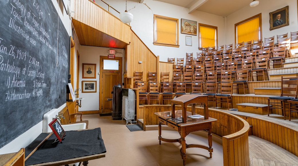 Indiana State Museum featuring theater scenes and interior views