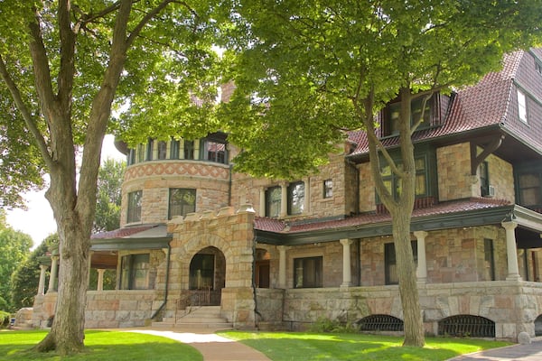 The History Museum welches beinhaltet historische Architektur