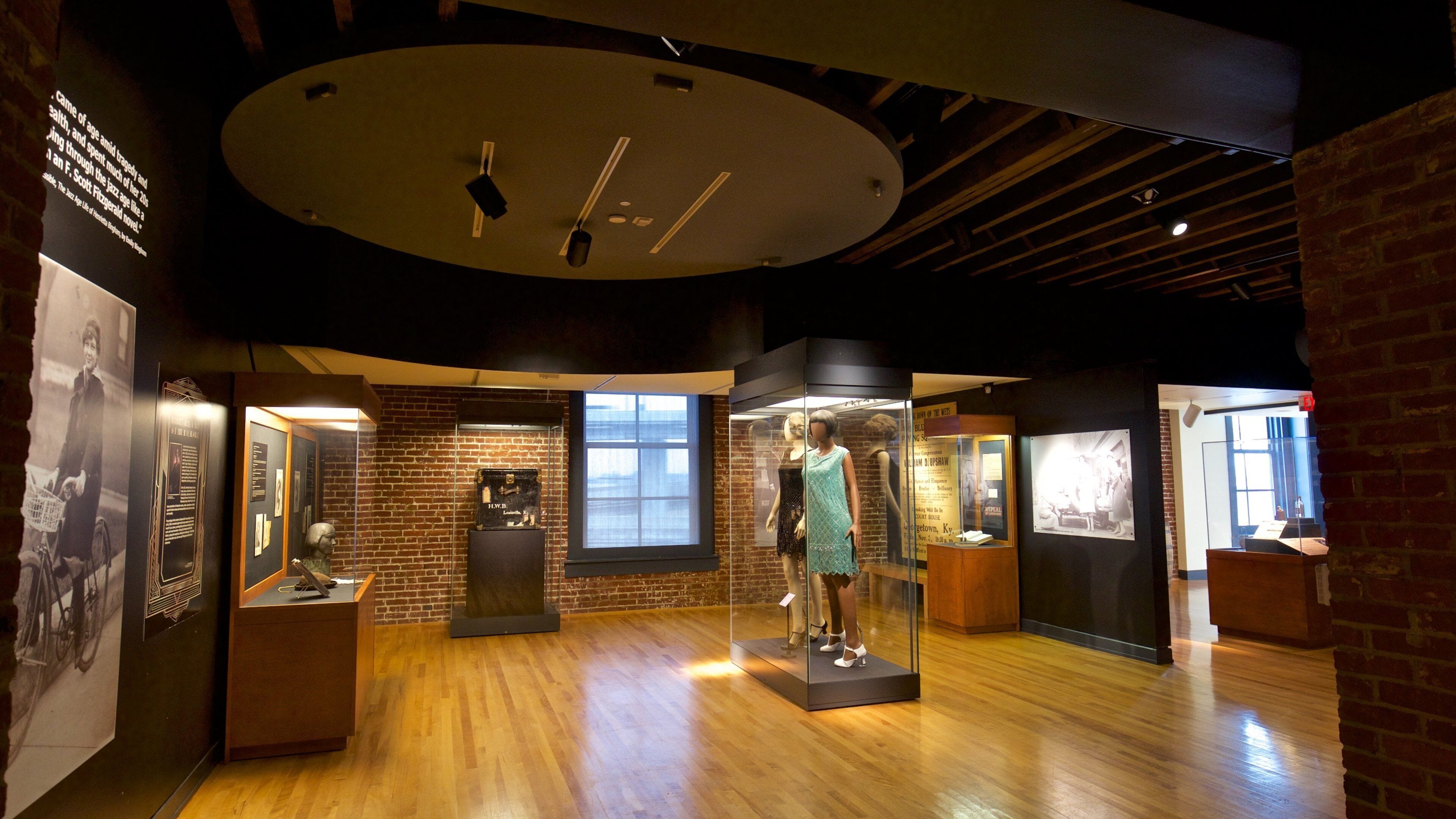 Frazier International History Museum mostrando vista interna