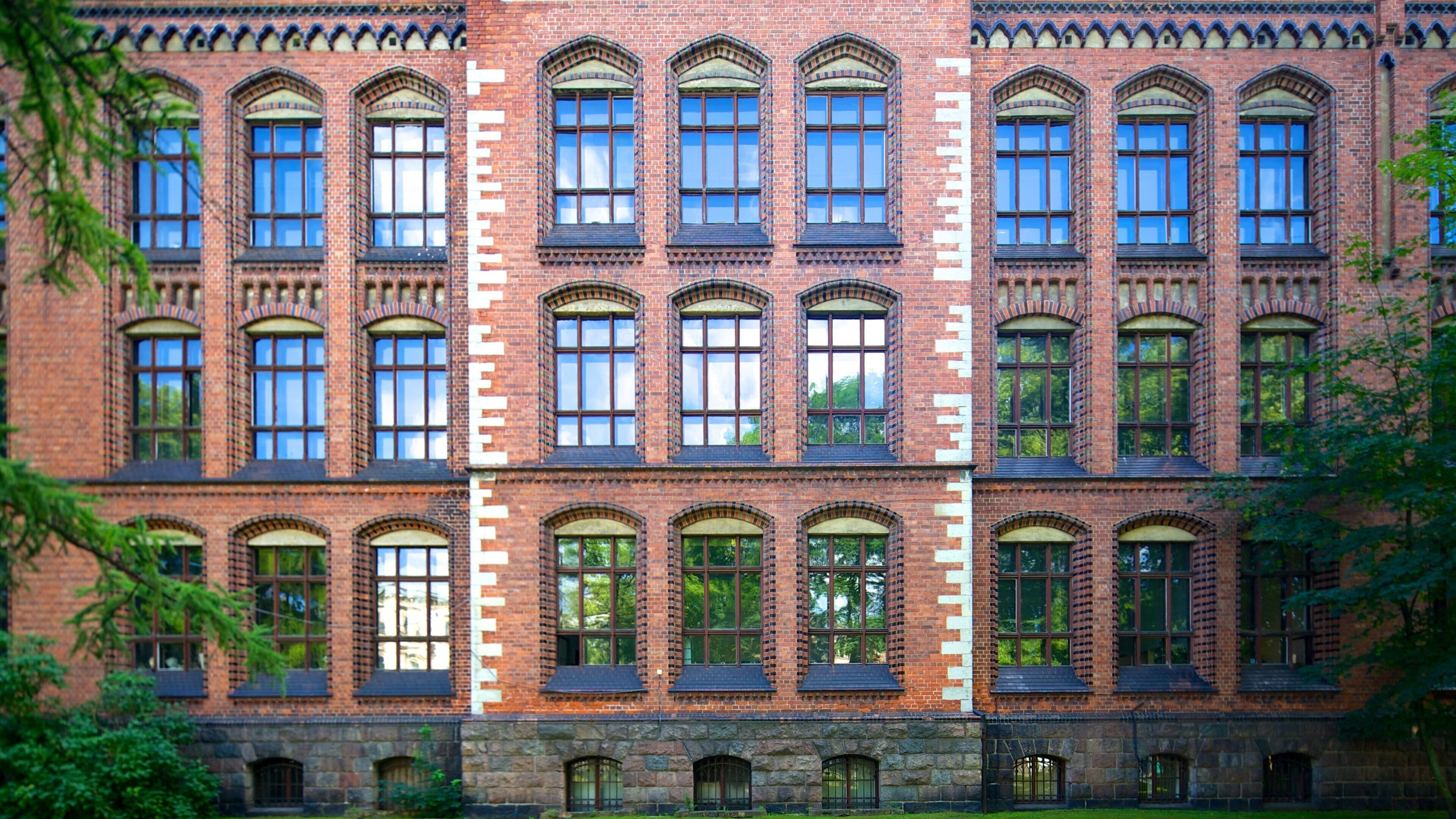 Latvian Art Museum featuring street scenes