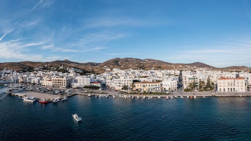 Tinos-Stadt