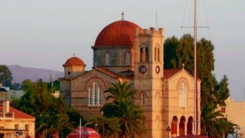 The harbour in Aegina. An island 87 square km in size and 27 km from Athens.