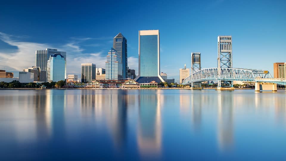 Skyline of Jacksonville, FL and Main Street Bridge