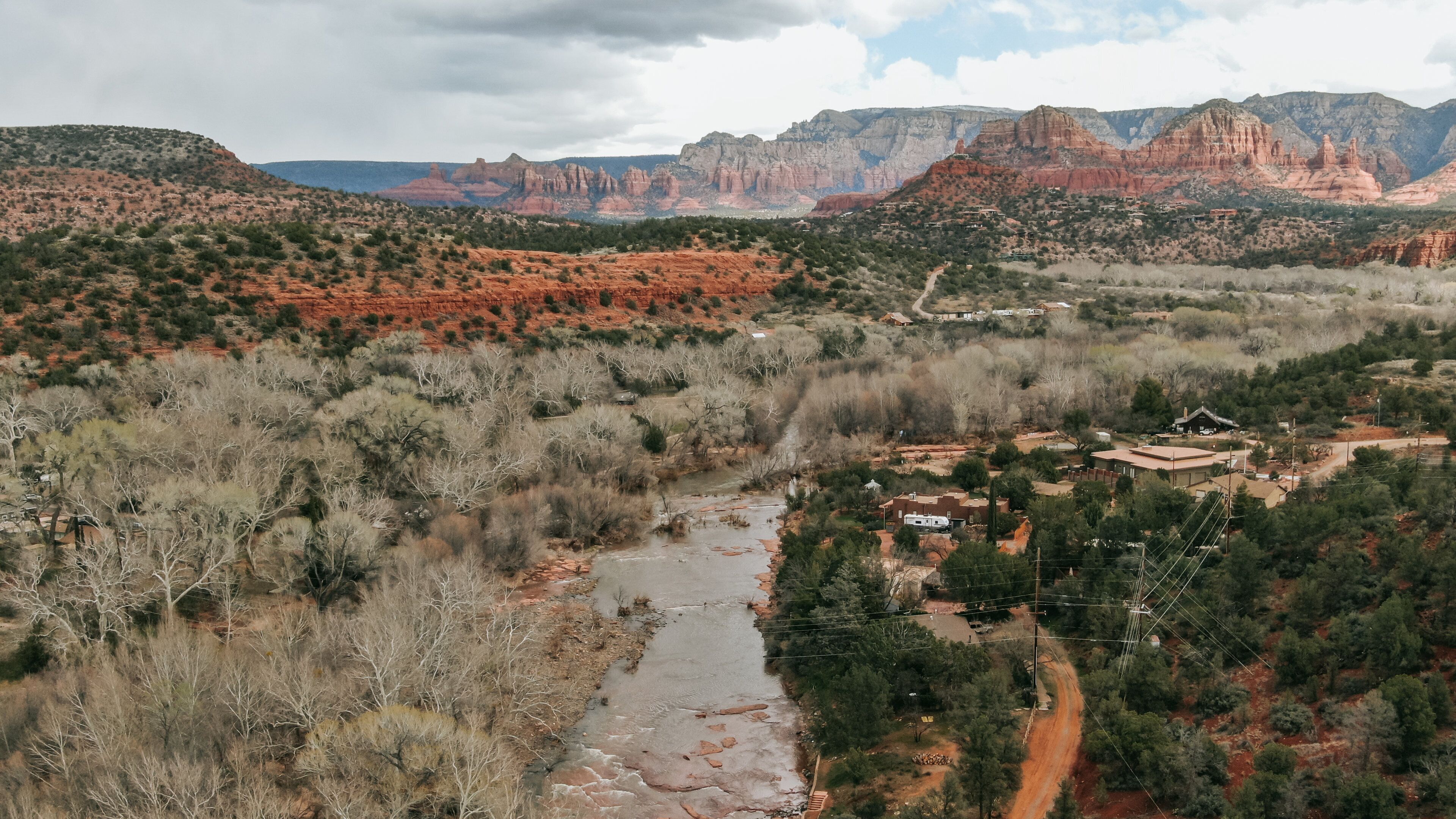 Cathedral Rock showing desert views, a gorge or canyon and landscape views