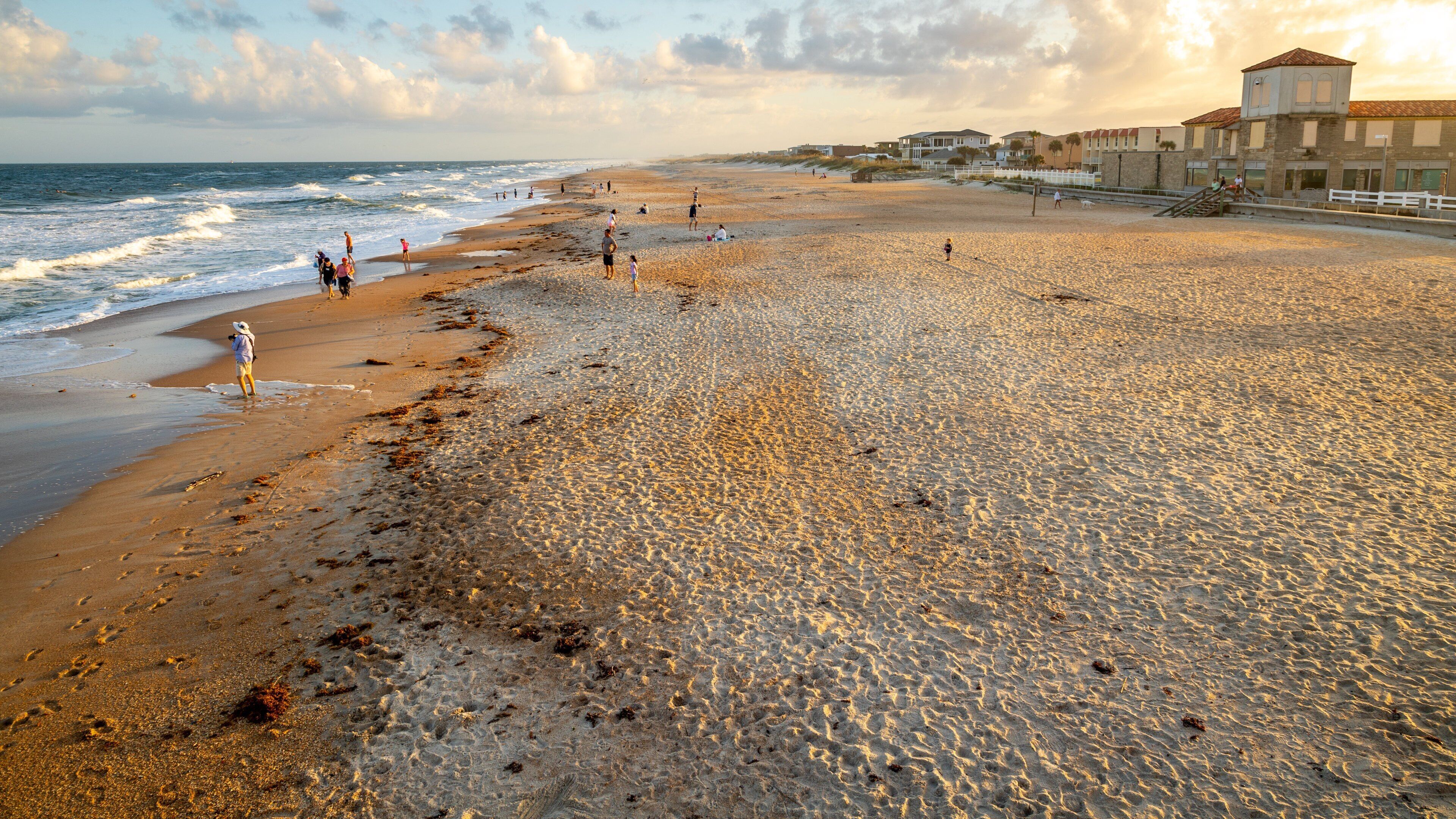 St. Augustine Beach showing landscape views, general coastal views and a coastal town