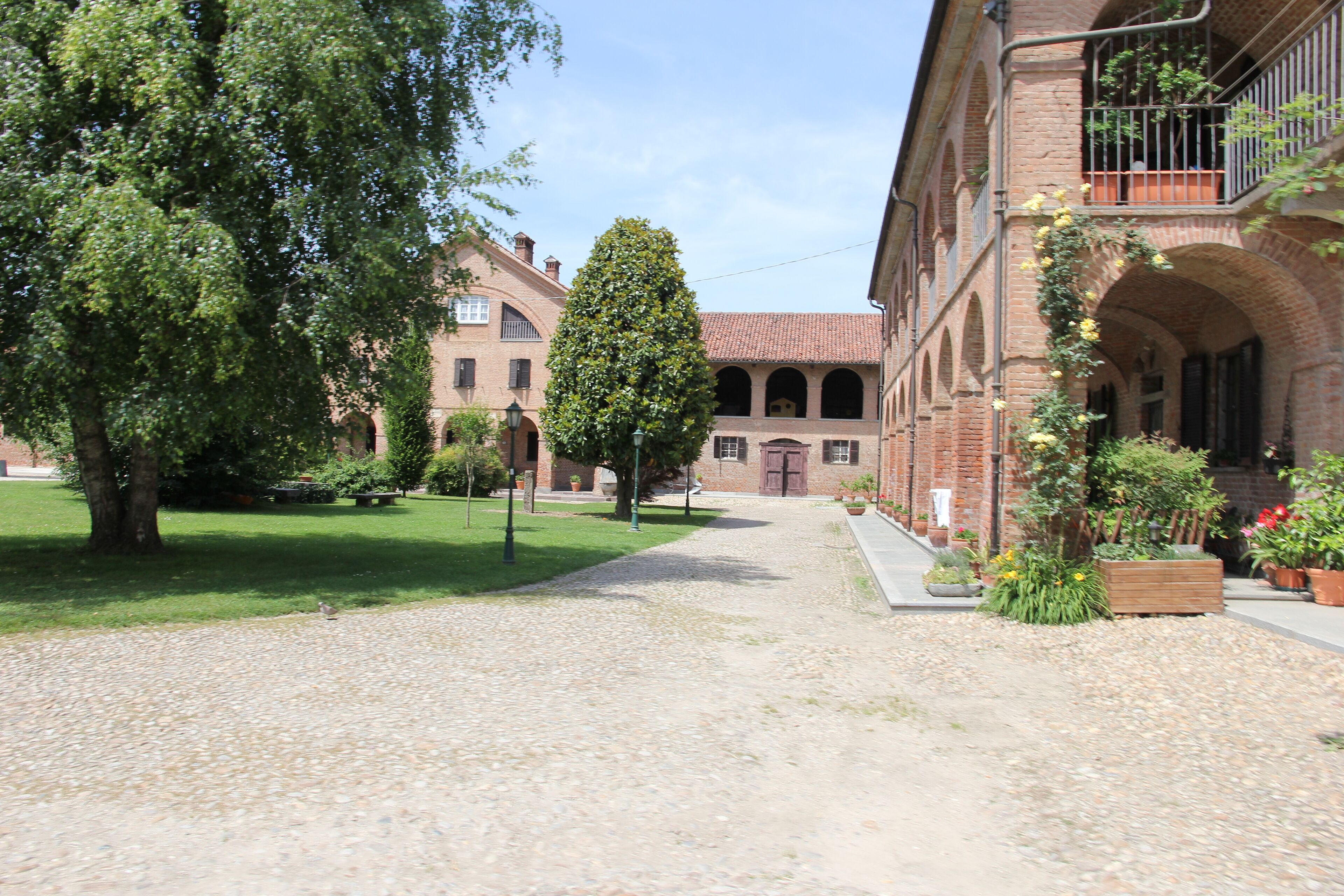 Racconigi, cascina Migliabruna Nuova