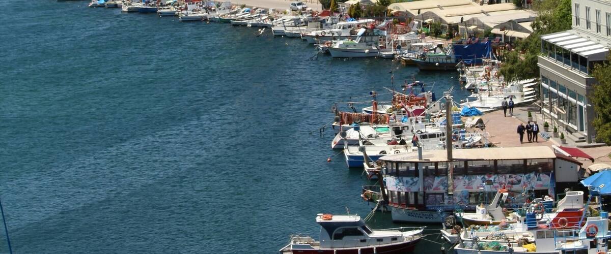 Sinop, Turkey
At the northern end of the region called Paphlagonia in Antiquity is the oldest name of Sinop, "Sinope". Sinop, which was founded as a Hellenic colony and the most important city of the Black Sea in antiquity, has become one of the capitals of the Pontus State which wants to combine Anatolian native cultures with Hellenistic and Persian cultures in the Hellenistic period.
#sinop #turkey