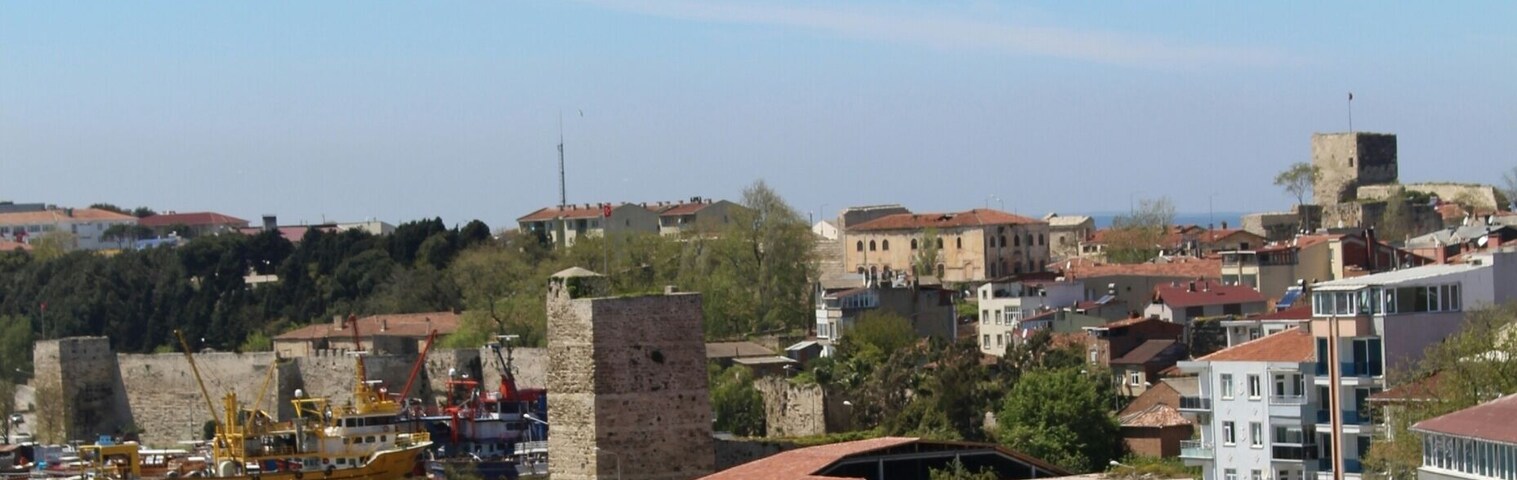 Sinop, Turkey
At the northern end of the region called Paphlagonia in Antiquity is the oldest name of Sinop, "Sinope". Sinop, which was founded as a Hellenic colony and the most important city of the Black Sea in antiquity, has become one of the capitals of the Pontus State which wants to combine Anatolian native cultures with Hellenistic and Persian cultures in the Hellenistic period.
#sinop #turkey