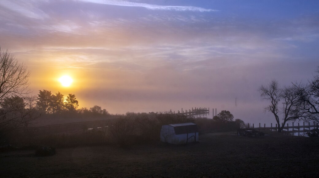 ليوناردتاون