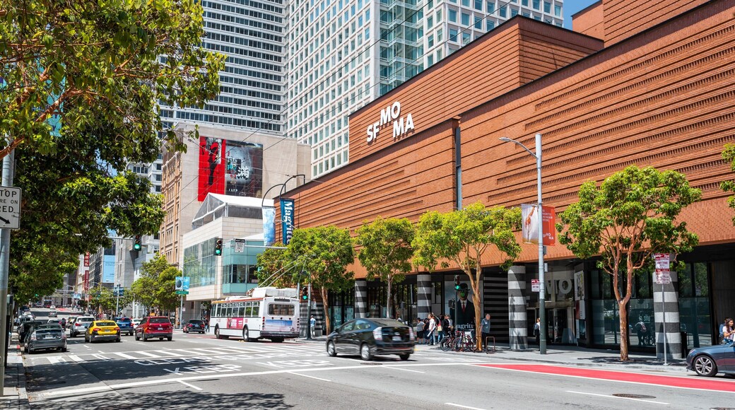 San Francisco Museum of Modern Art showing a city