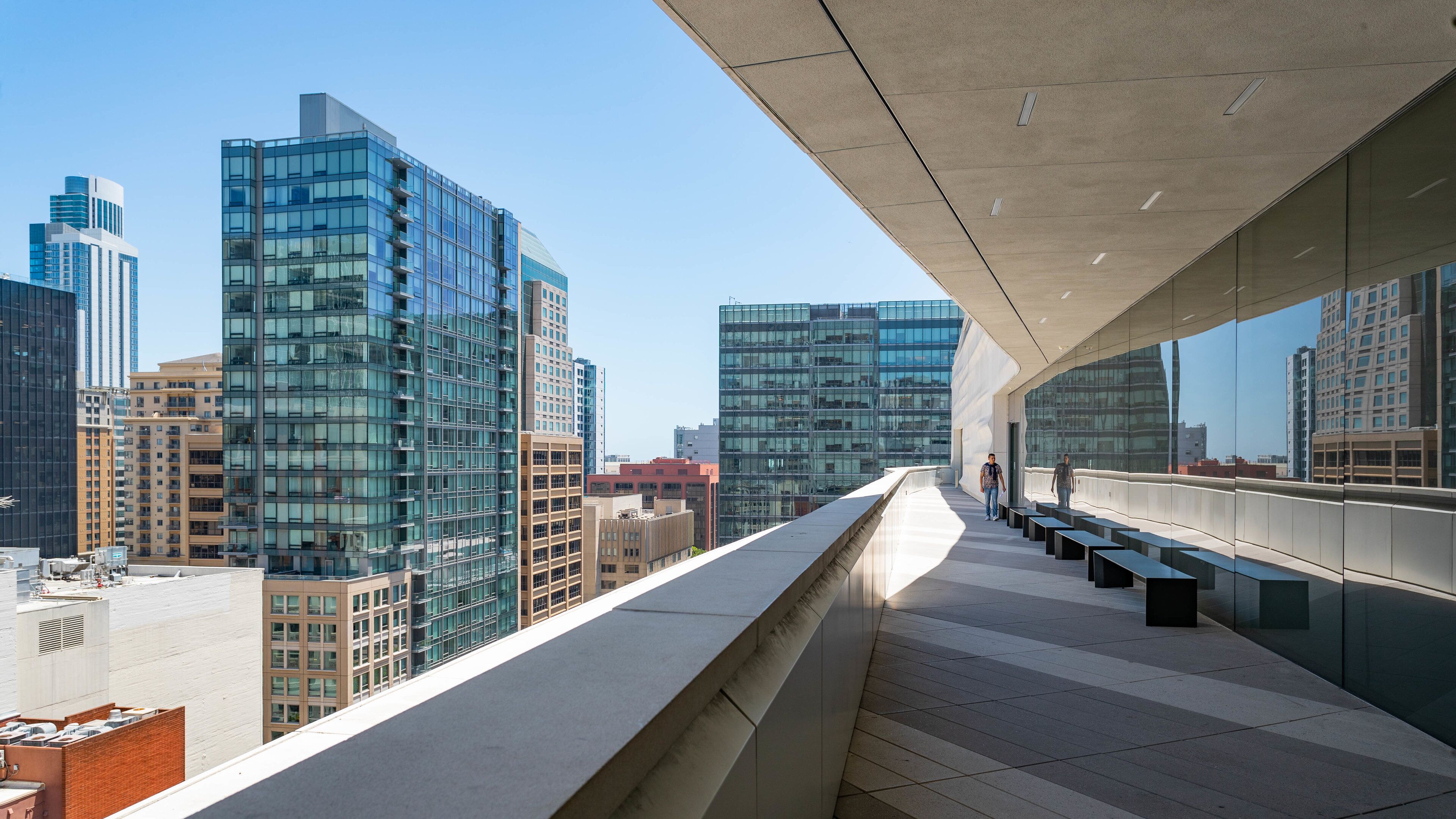 San Francisco Museum of Modern Art featuring a city