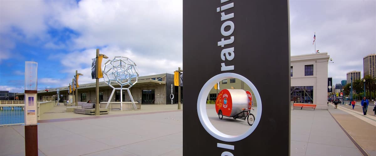 Exploratorium showing signage
