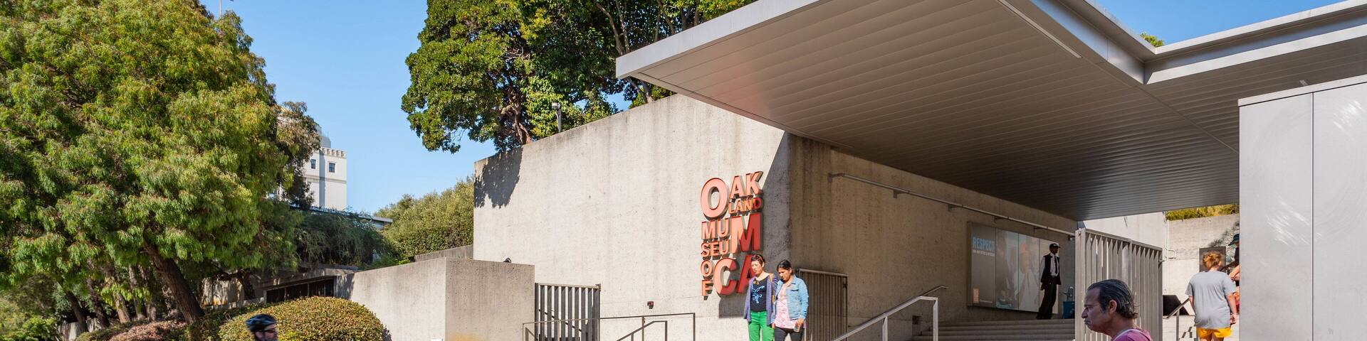 Oakland Museum of California showing street scenes