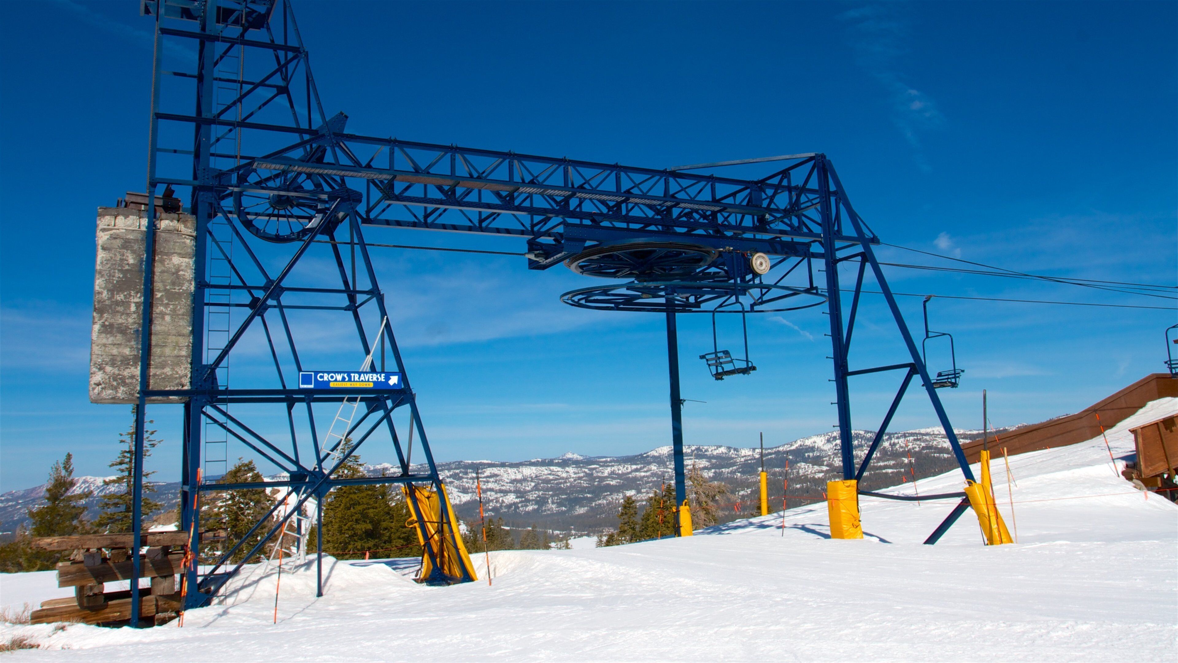 Sugar Bowl welches beinhaltet Gondel und Schnee