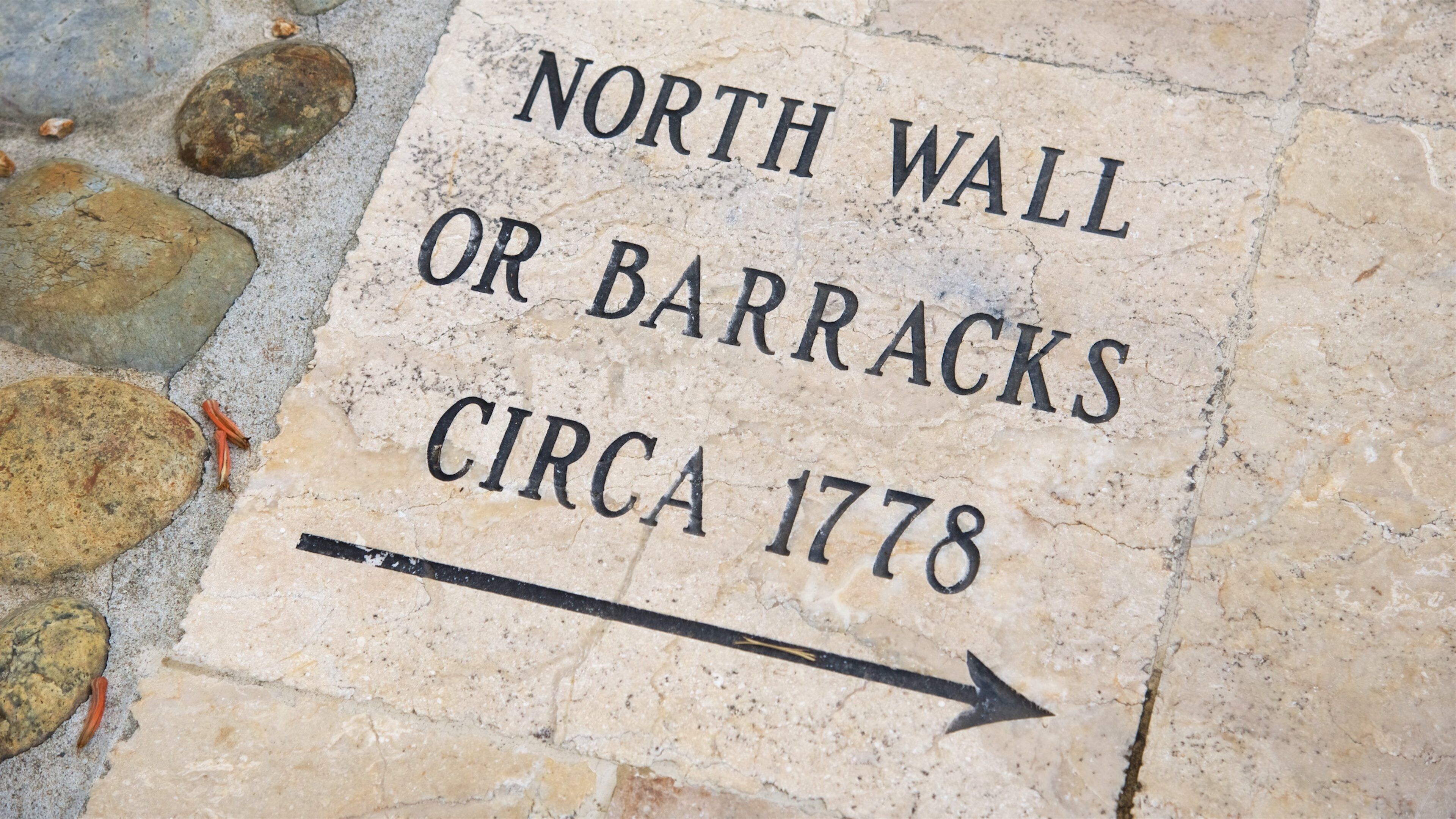 サン カルロス ボロメオ大聖堂 どの含み 標識