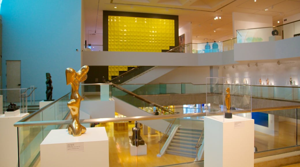 Palm Springs Art Museum caratteristiche di vista interna e arte