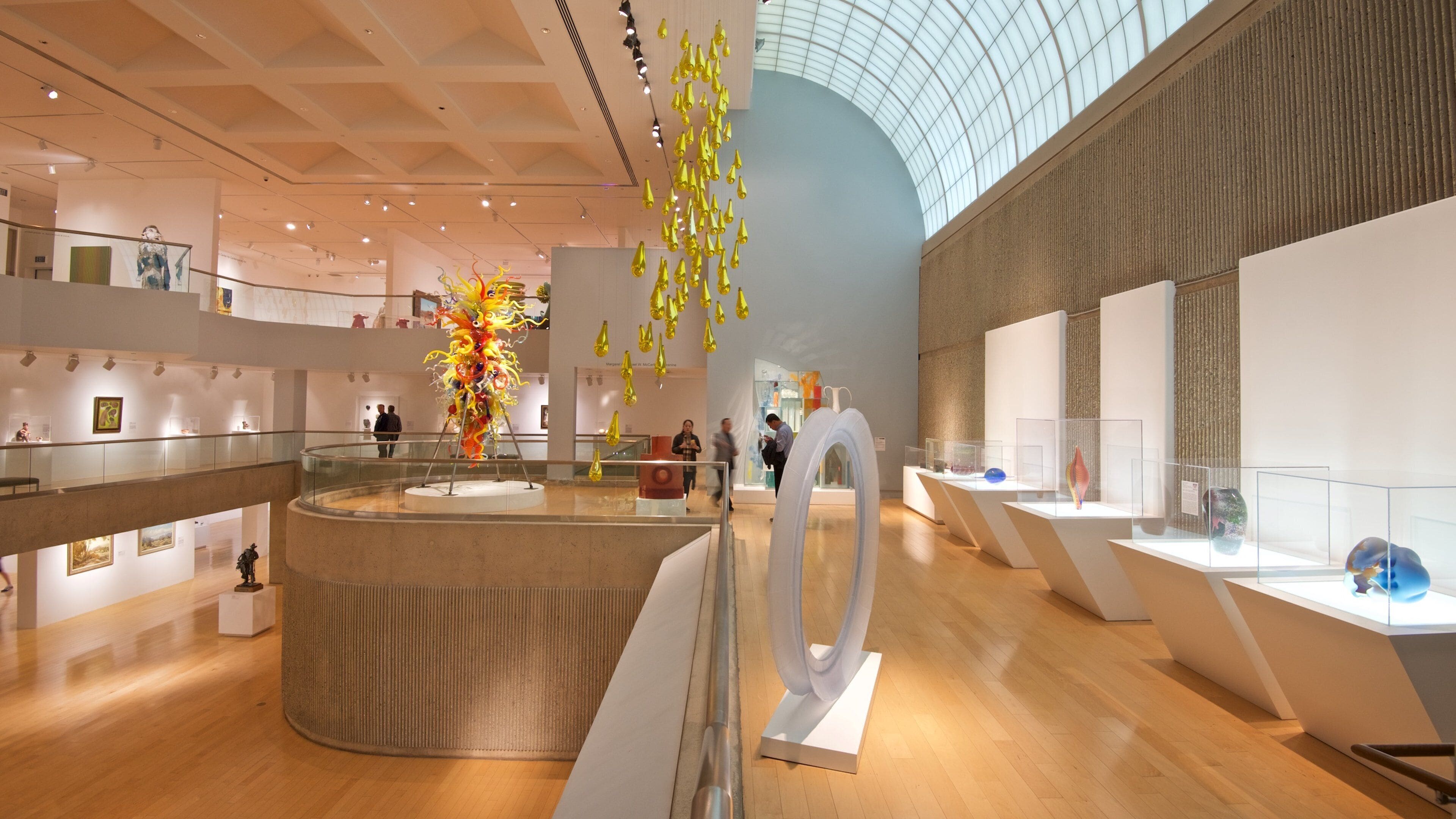 Palm Springs Art Museum featuring interior views