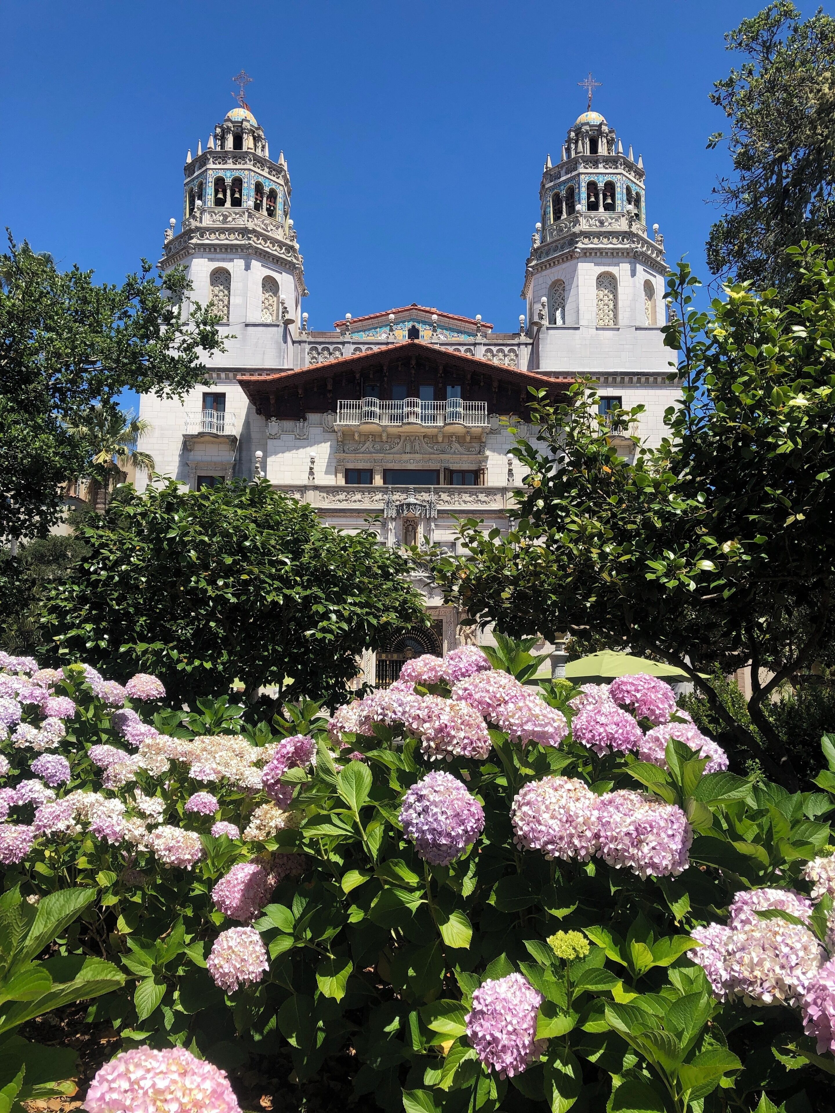 Hearst castle is huge, sitting on top of a hill high above everything else with too much land #adventure