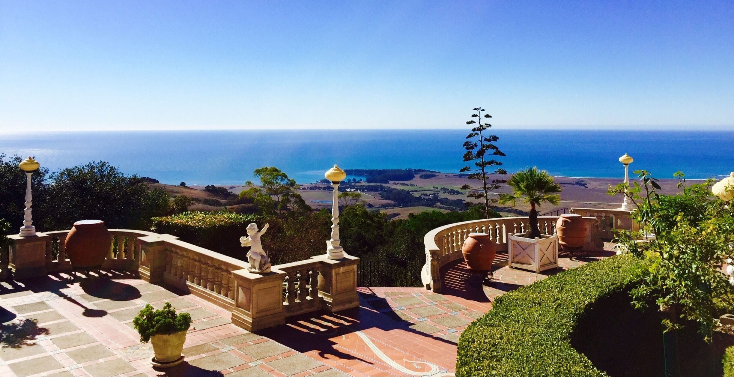 Beautiful castle with lots of art collections, of course the view is spectacular!
