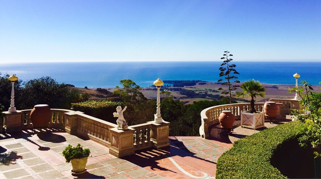 Beautiful castle with lots of art collections, of course the view is spectacular!