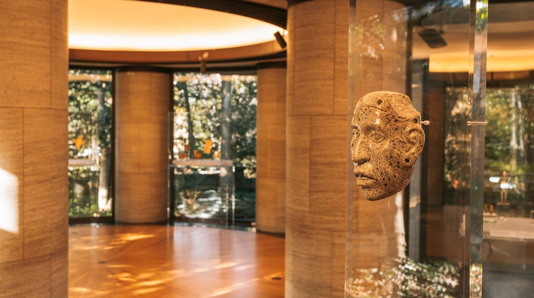 Dumbarton Oaks featuring art