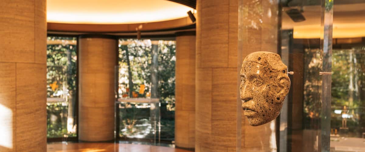 Dumbarton Oaks featuring art