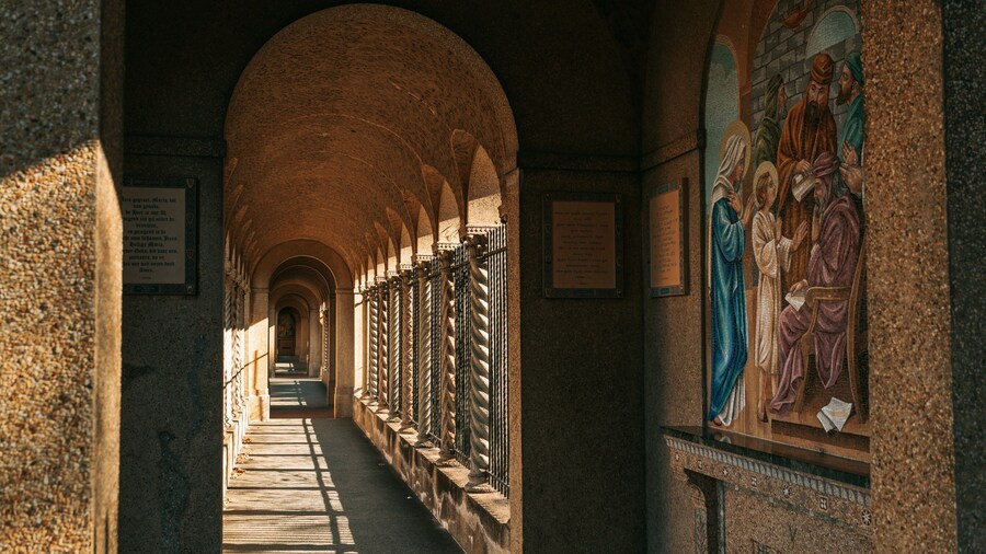 Franciscan Monastery featuring art, interior views and religious aspects