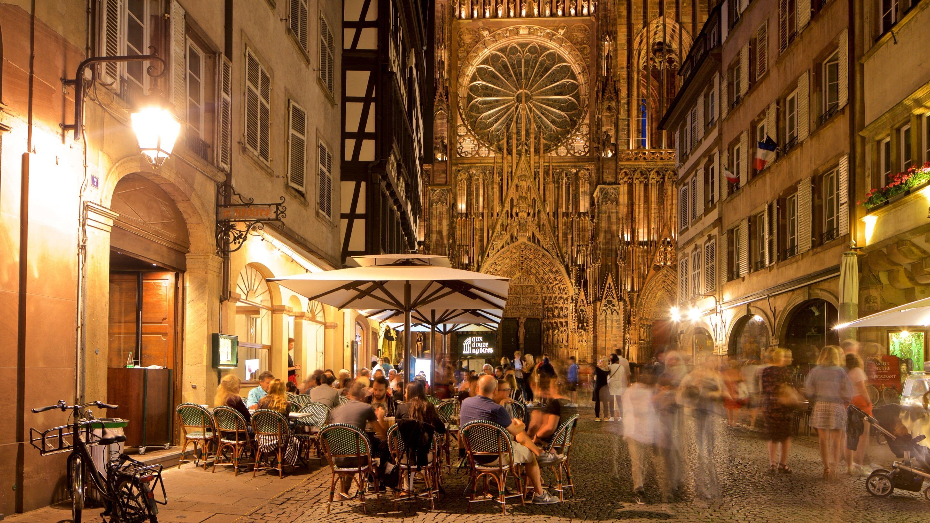 Our Lady of Strasbourg Cathedral featuring a church or cathedral, heritage architecture and outdoor eating