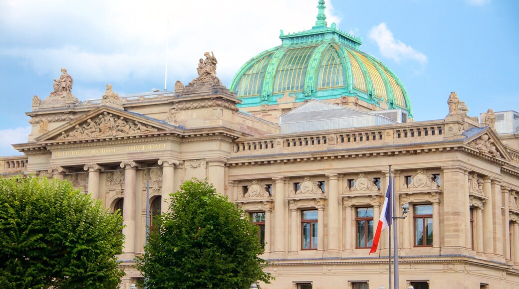 Republic Square which includes heritage architecture and heritage elements