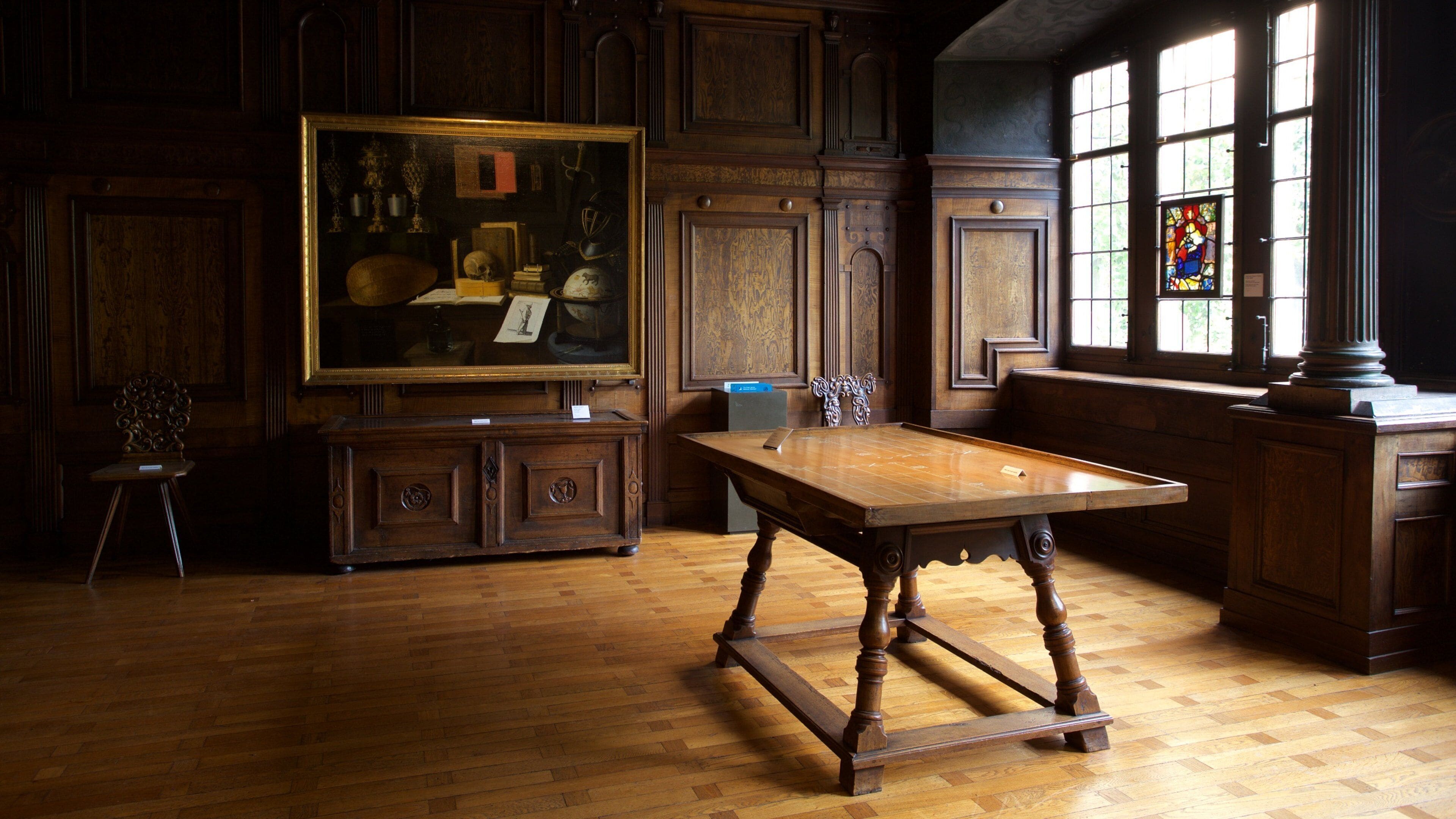 L\'Oeuvre Notre Dame Museum featuring heritage elements, interior views and art