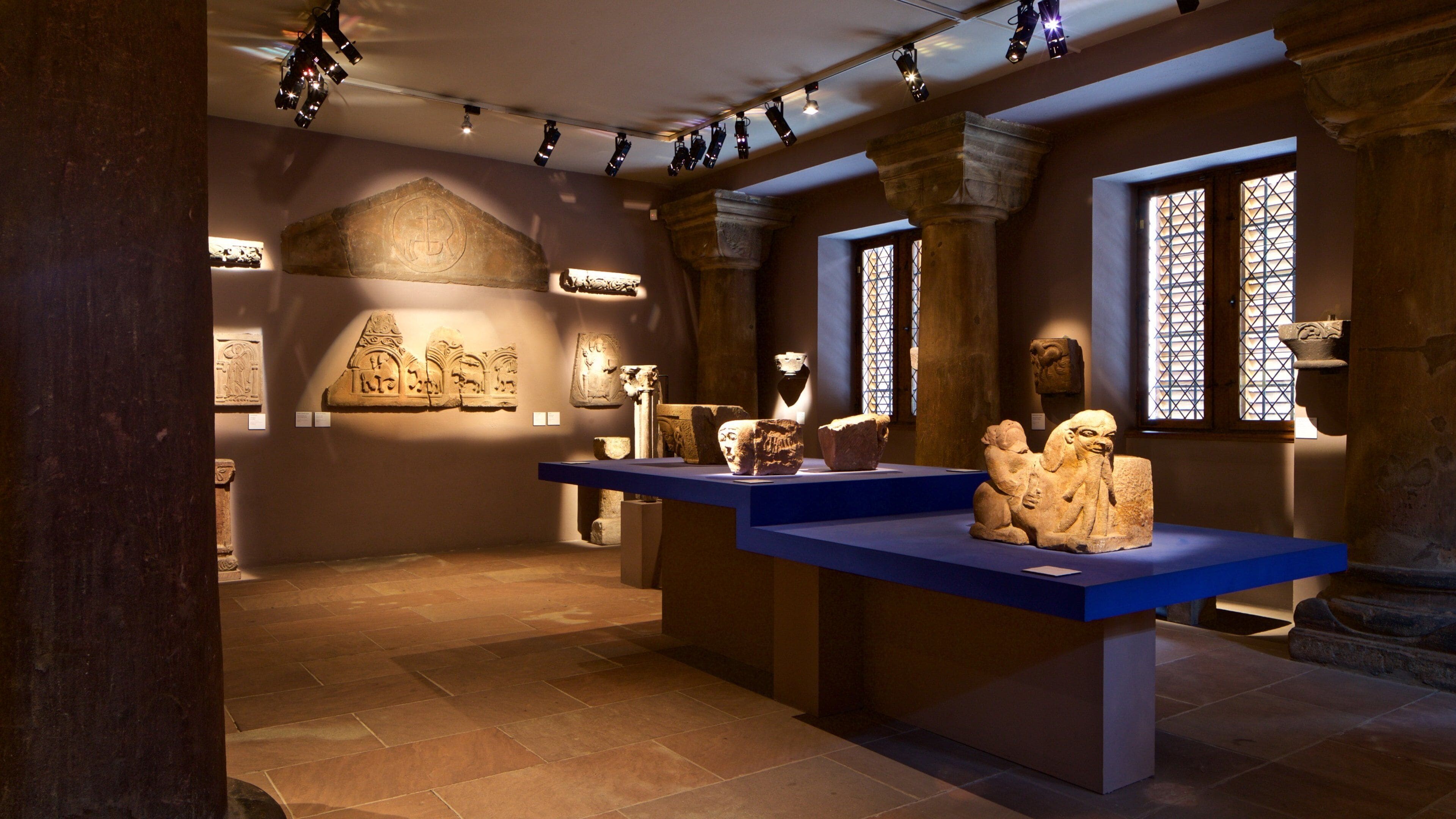 L\'Oeuvre Notre Dame Museum showing interior views