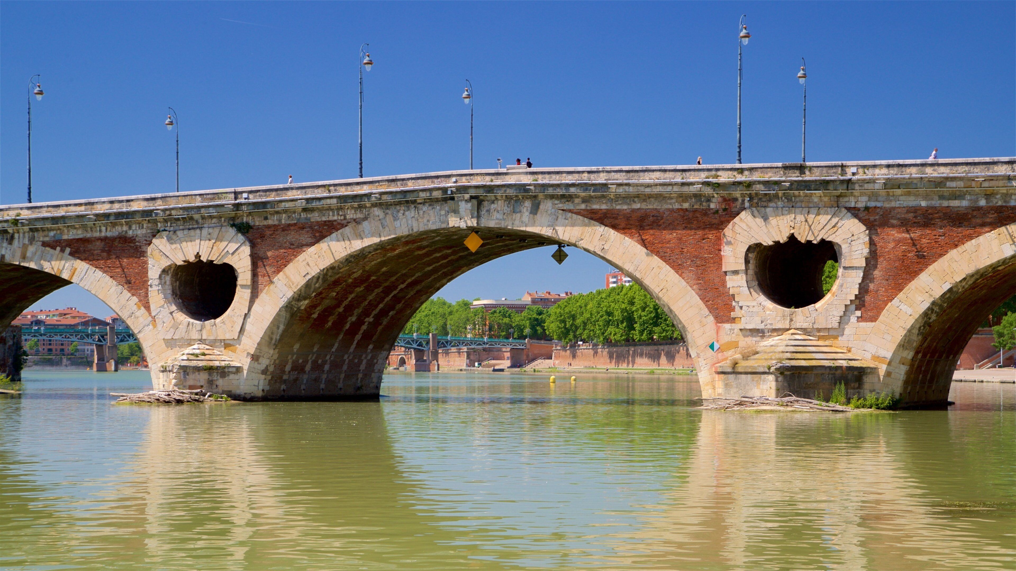 Pont Neuf toont een rivier of beek en een brug