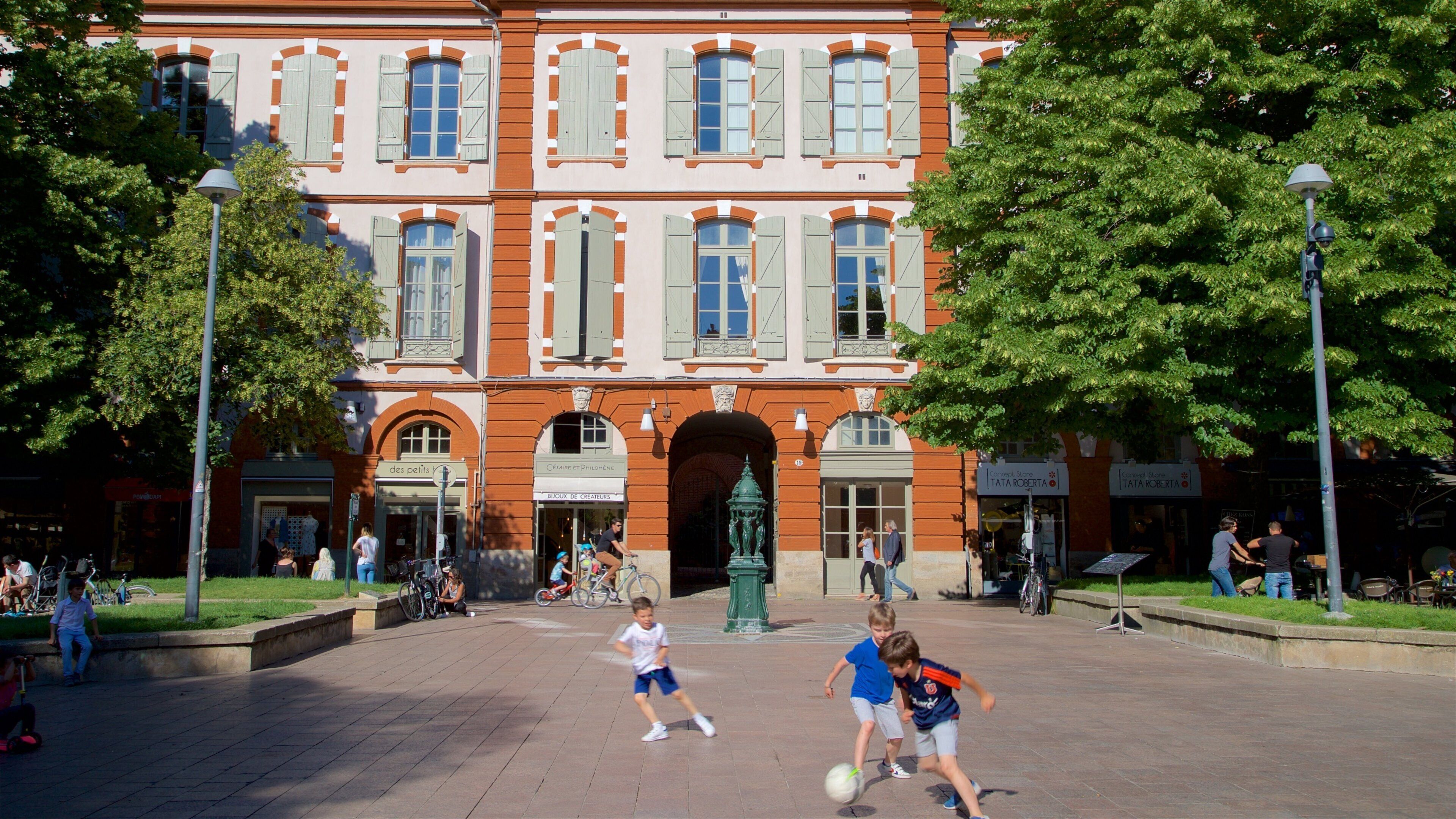 Saint George Place as well as children