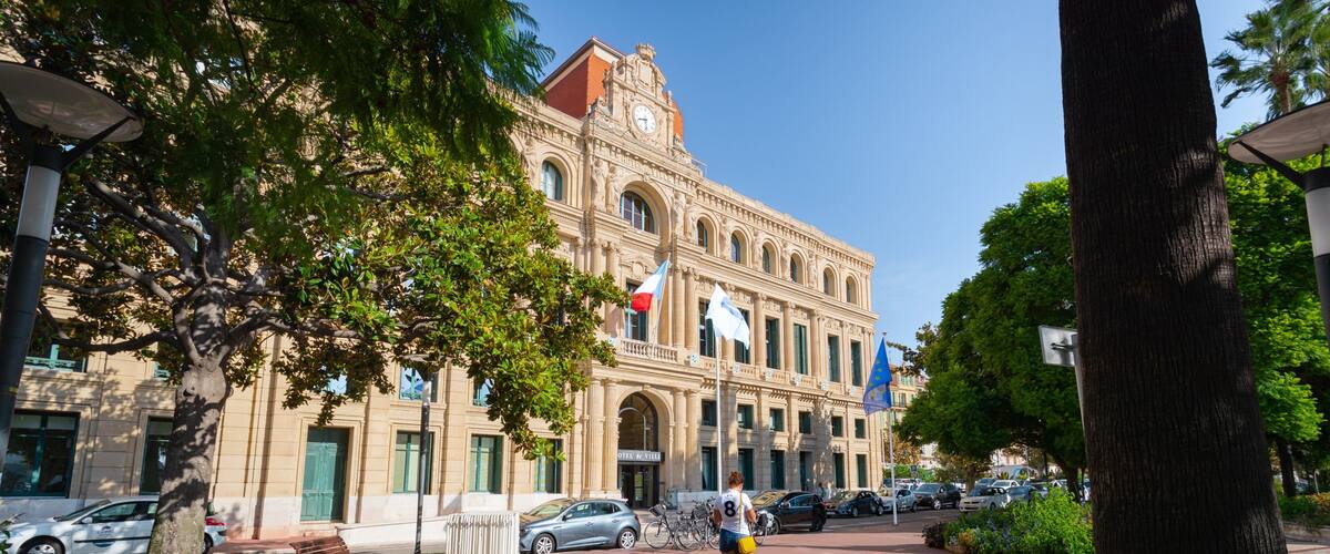 Cannes City Hall showing heritage architecture