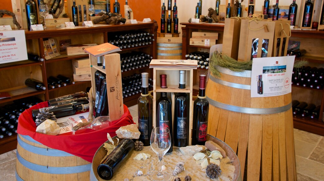 Ile Saint-Honorat featuring drinks or beverages