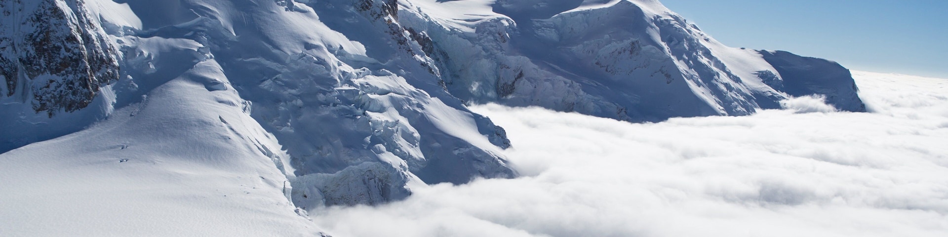 Monte Blanco que incluye nieve, montañas y situaciones tranquilas