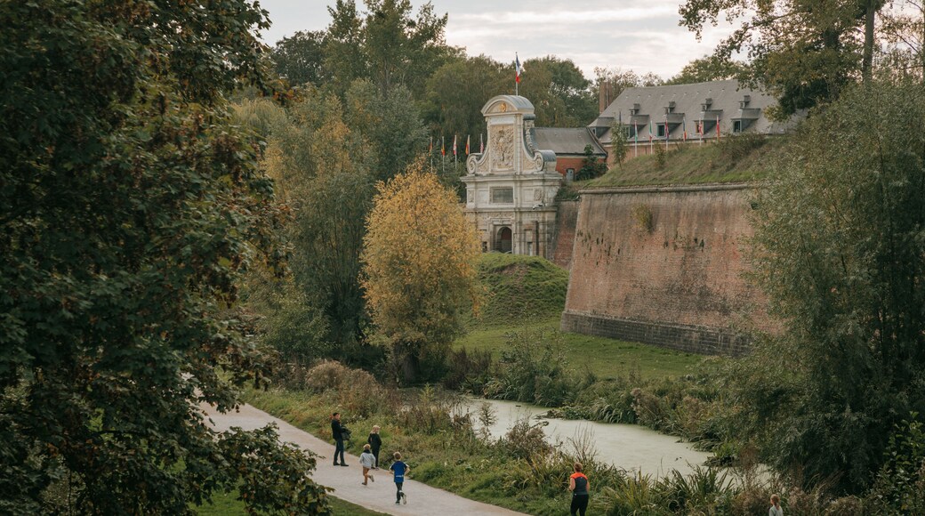 Citadel of Lille which includes a garden and heritage architecture