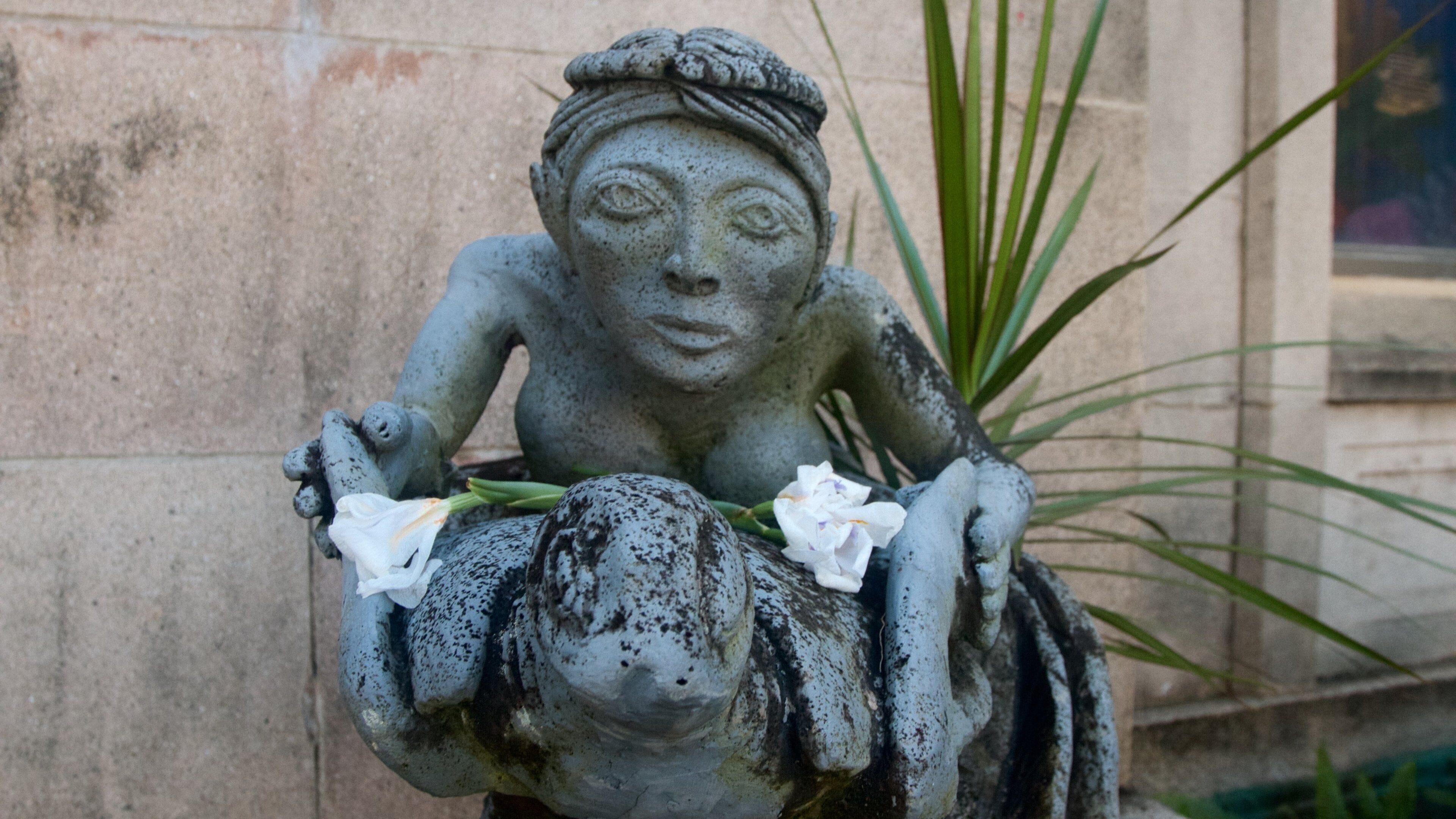 Museet for Stillehavstsunamier fasiliteter samt utendørs kunst