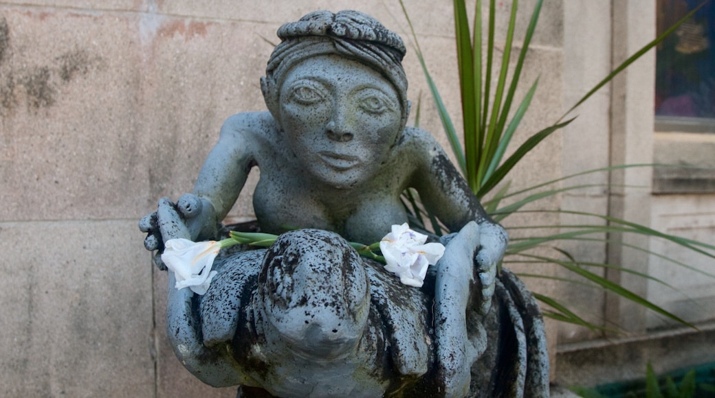 Museet for Stillehavstsunamier fasiliteter samt utendørs kunst