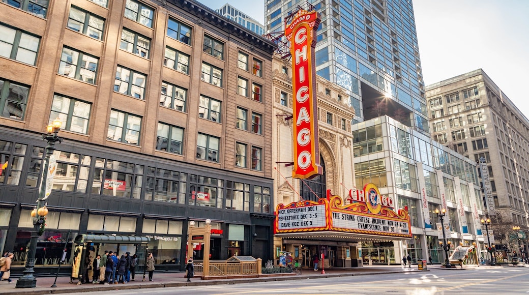 Chicago Theatre